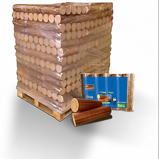 Palette de 104 packs de bois densifié Briand combustibles, haute performance, avec 5 bûches par pack, image montrant le bois compacté