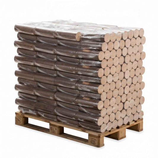 Bûches compressées premium en bois de hêtre, gros diamètre 10 cm, sur palette de 960 kg, marque Briand Combustibles.